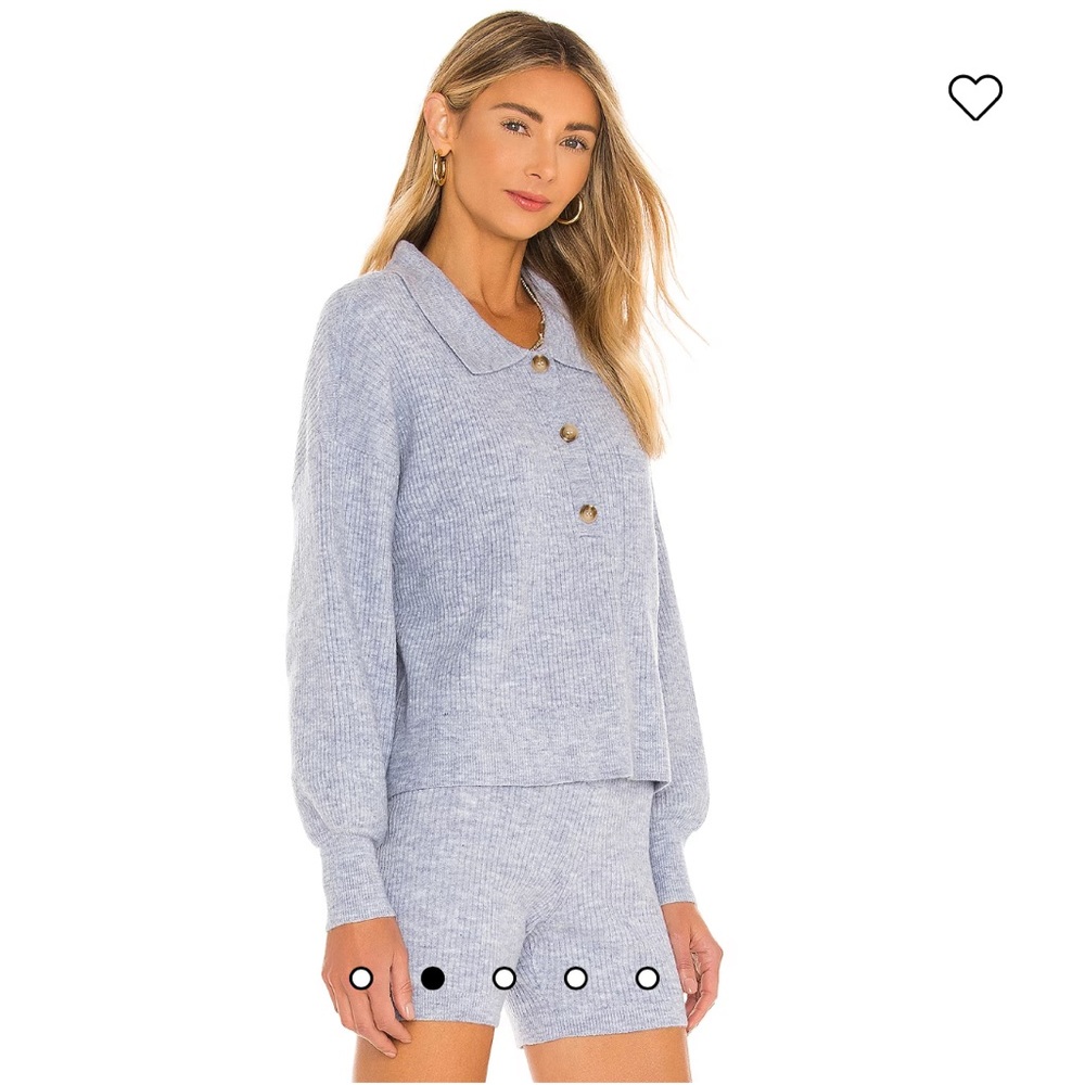 Revolve Song of Style Amanda
Oversized Knit Polo and shorts in blue size small